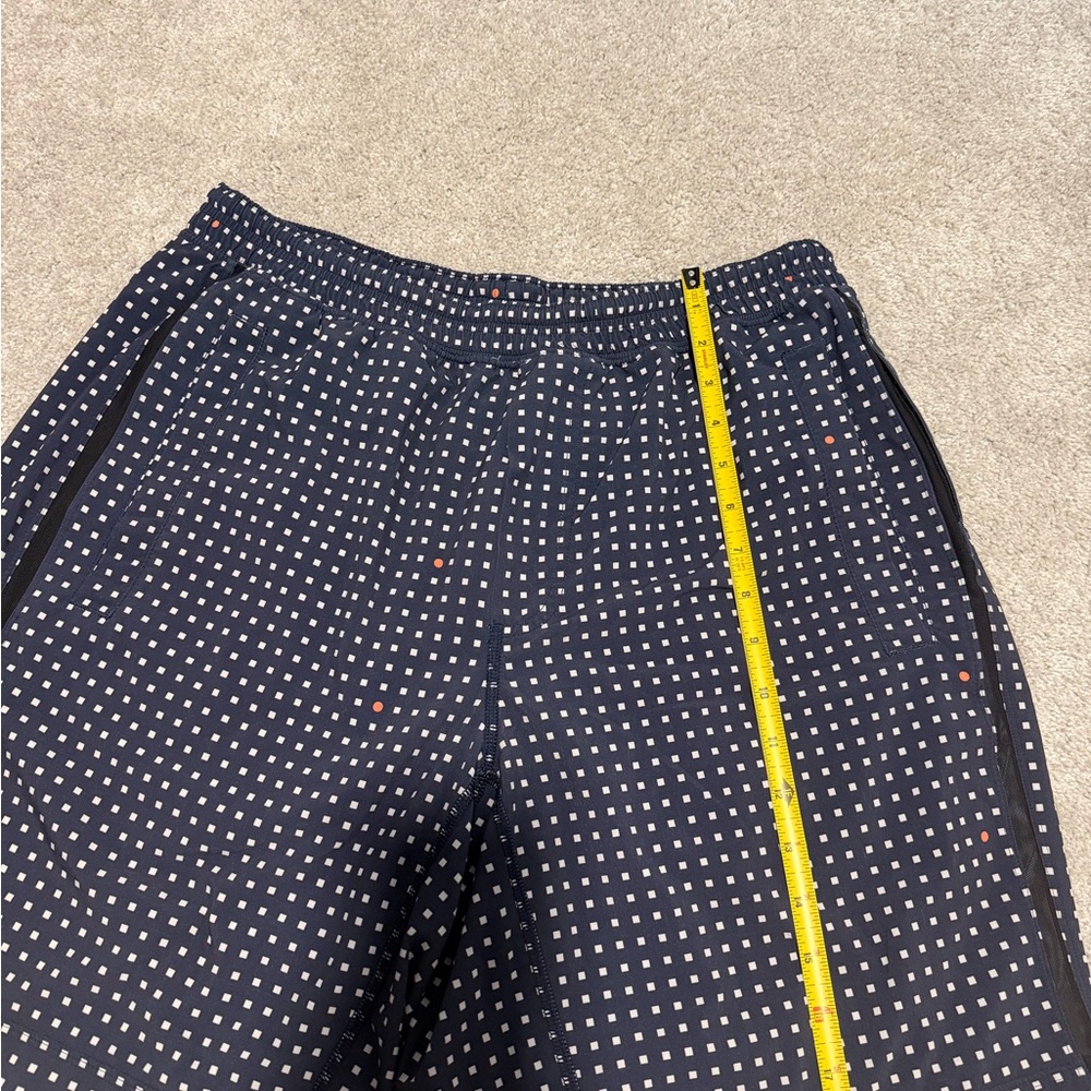 Lululemon Pace Breaker Short Mens Large Blue Geometric print Lined. - Picture 3 of 6